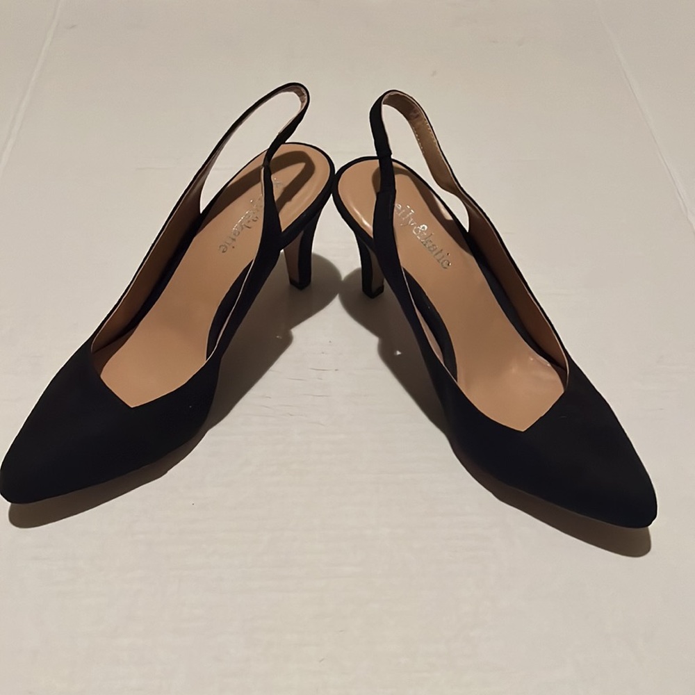 Kelly & Katie Shoes - Picture 7 of 7